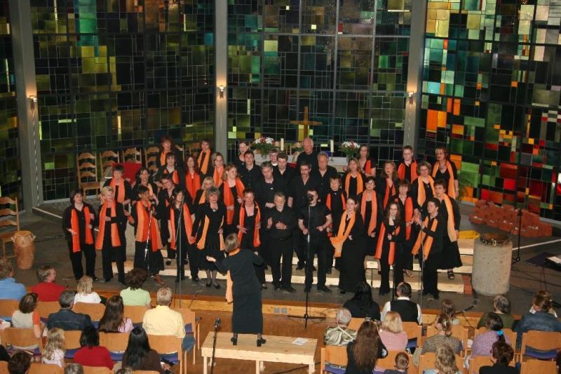 bigimg_Joyful Voices_010.JPG